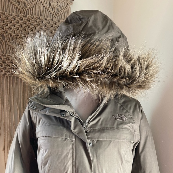 North Face Women Down Fur Hoodie Coat - Picture 3 of 8